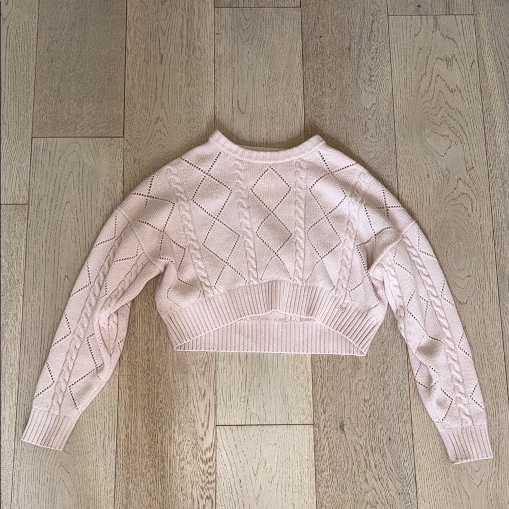 Aritzia Sunday Best Knit Cropped Sweater - Pink